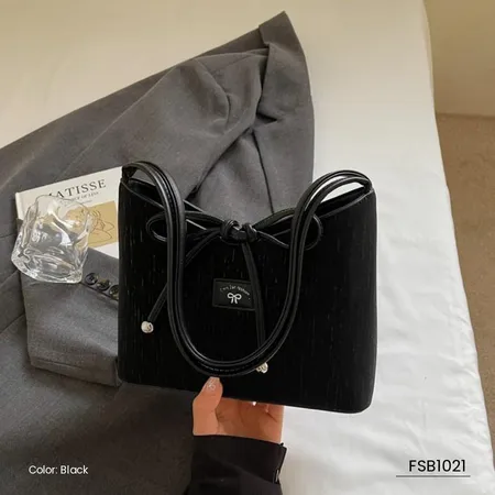 The Milano Women’s Shoulder Bag